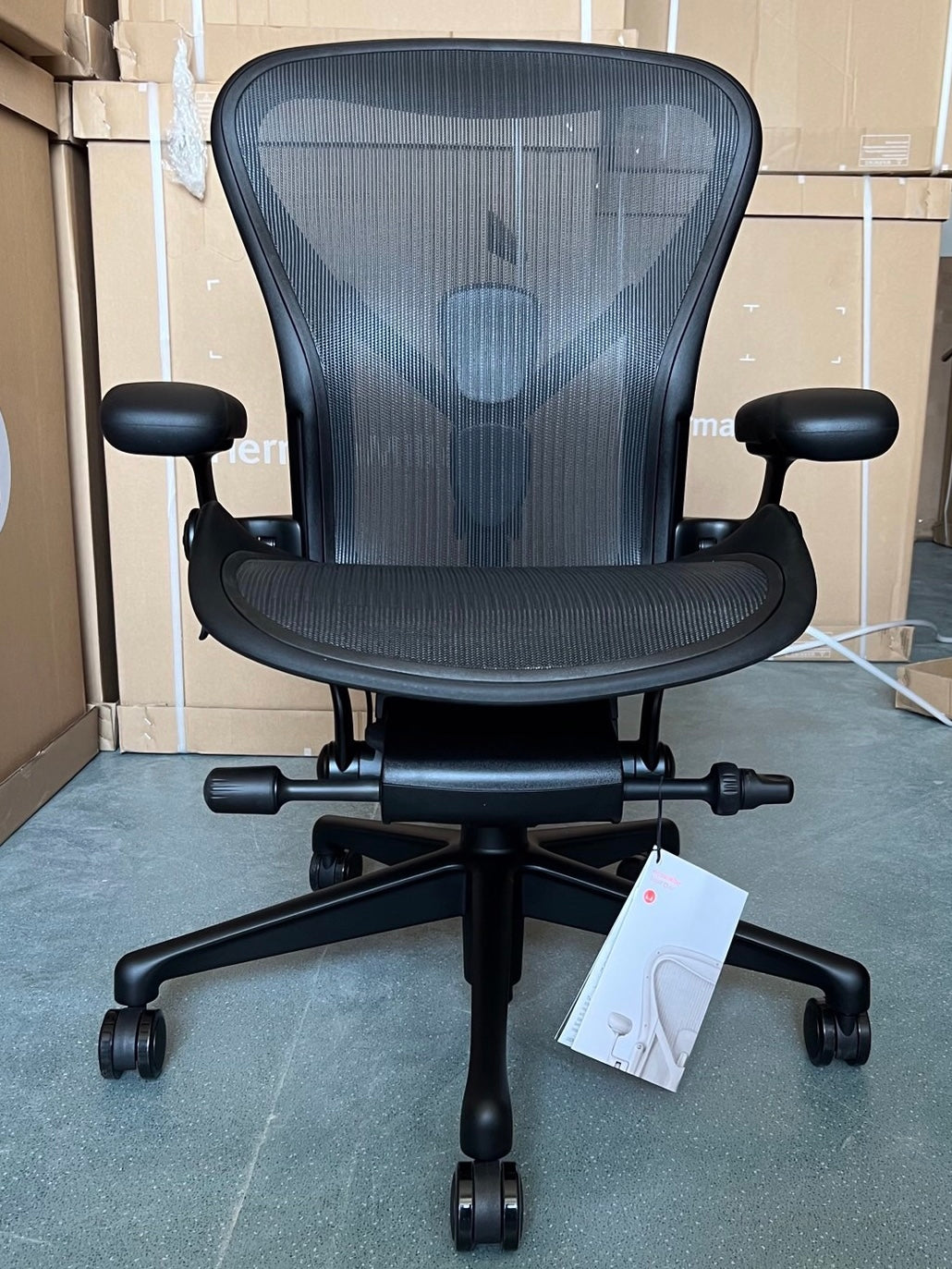 Herman Miller Aeron Chair Colour Onyx Matte Metal Base (Full 12 years Warranty)