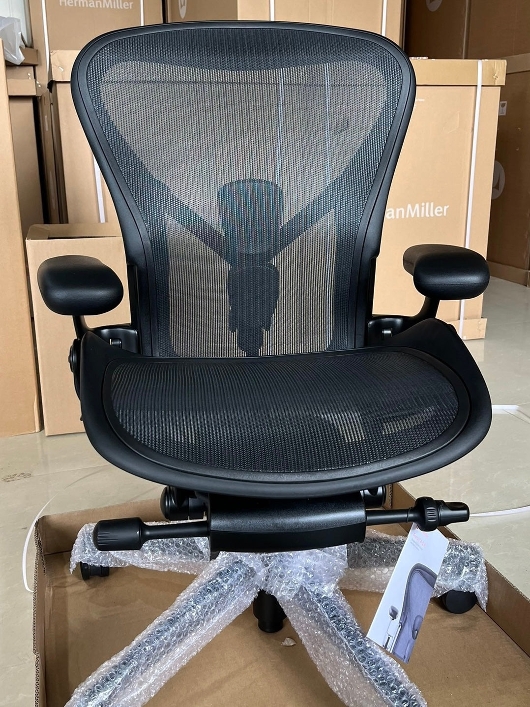 Herman Miller Aeron Onyx Colour - Metal Base (1 Year Warranty Sale)