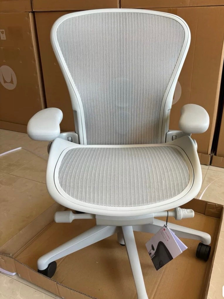 Herman Miller Aeron Mineral Colour (1 Year Warranty Sale)