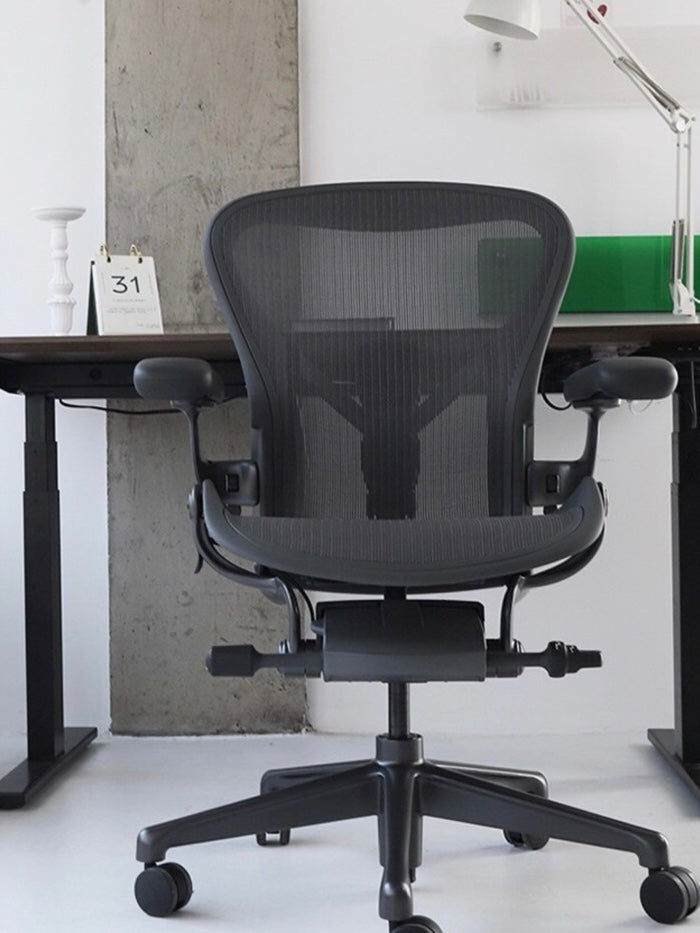 Herman Miller Aeron Chair Colour Graphite (Full 12 years Warranty)