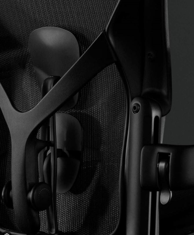 Bold and Refined Onyx