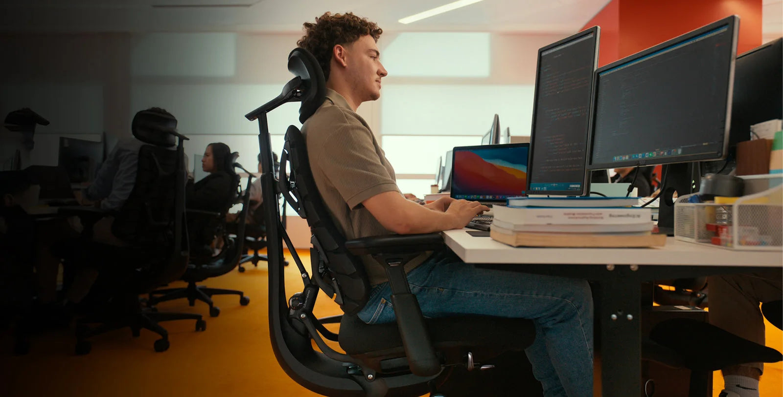 An upright working position
