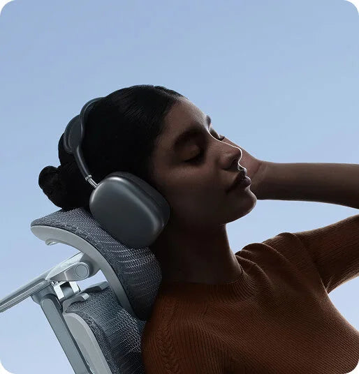 Dual-axis headrest